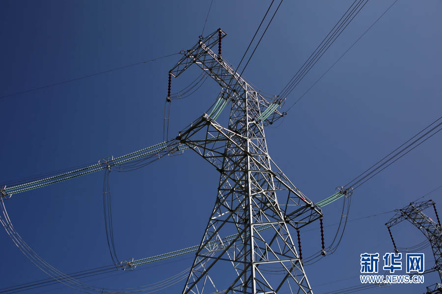 南方电网高压大容量柔性直流工程建成投运