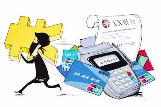 男子 卧底 深圳餐厅当服务员 复制信用卡信息窃