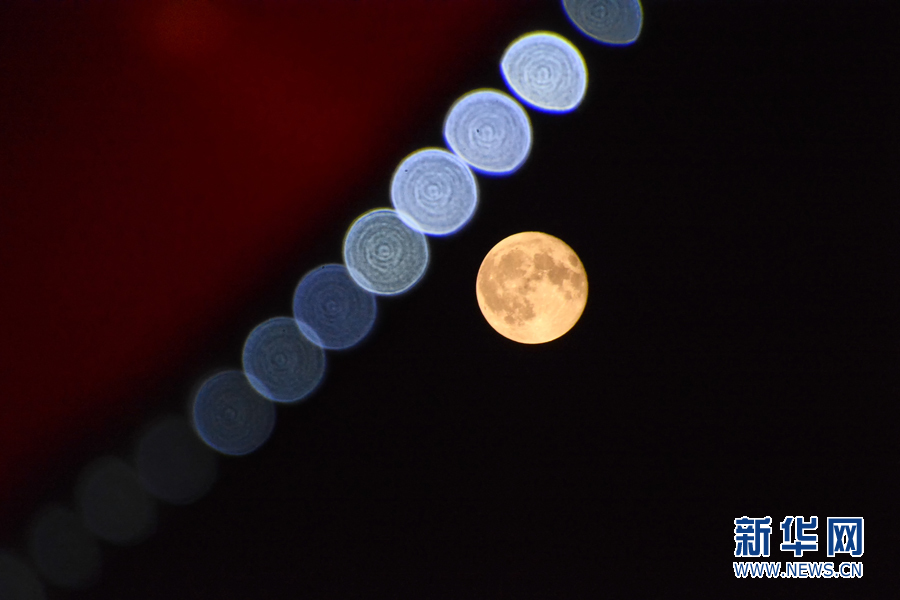 2021年9月18日月亮图片,2021年1月29日月亮图片 "十五的月亮十七圆": 一组明月美图告别小长假