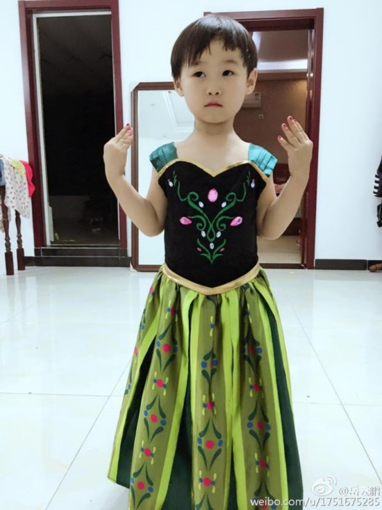 岳云鹏女儿正面照曝光 庆生宴小公主惹人怜