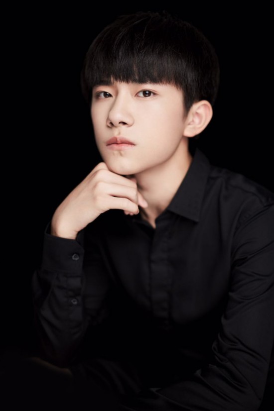 TFBOYS《勇士》主题曲MV曝光 演绎年轻人的正能量