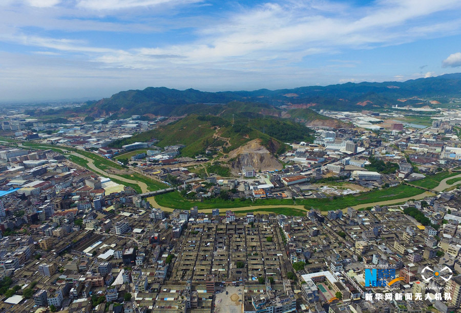【飞阅中国】航拍广东象埔寨 领略特色古寨风