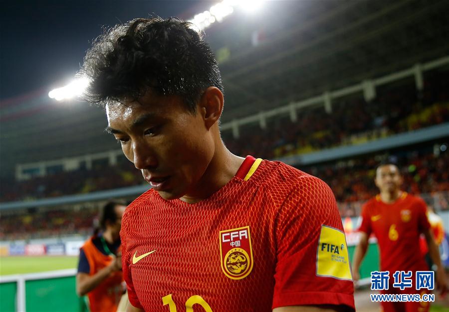 组图:世预赛中国队迎战卡塔尔队 0:0憾平