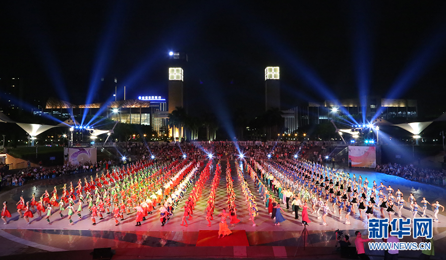 顺德:百姓舞台展现舞秀风采