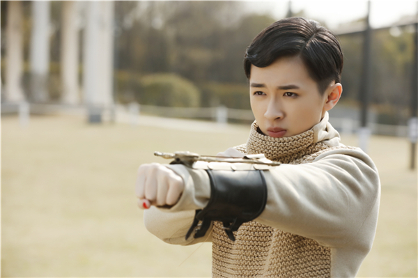 关晓彤王俊凯领跑95后加盟《半妖倾城2》