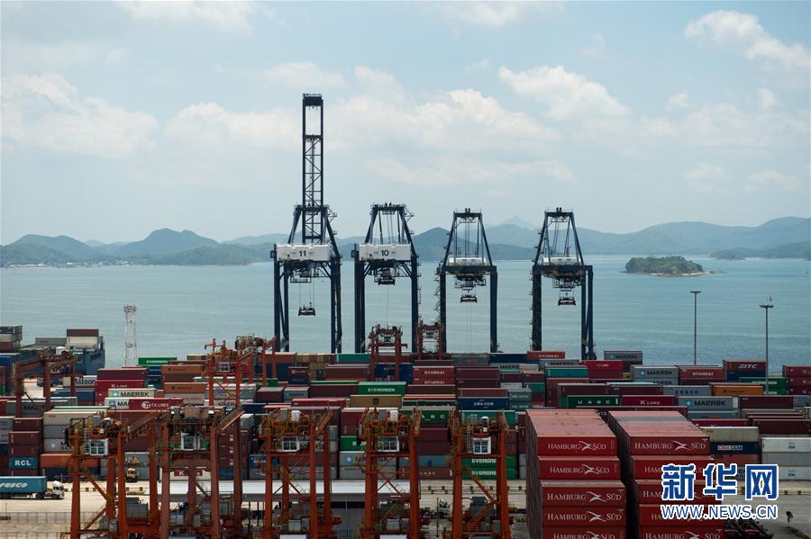 深圳港蝉联全球第三大集装箱港口