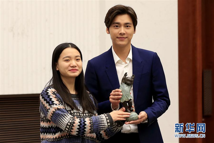 李易峰担任春蕾计划爱心传播大使