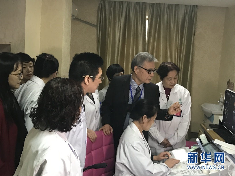 胎儿可宫内拍 写真 ?四维彩超 显身手