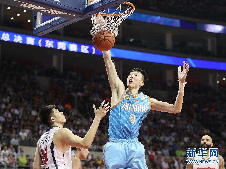 CBA总决赛第三场:广东迎战新疆