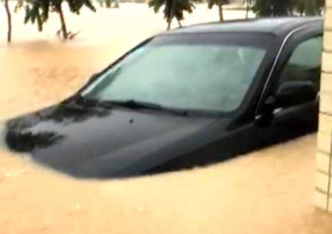 视频:台风 苗柏 为粤带来暴雨狂风 广东汕尾局地