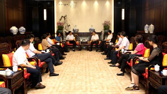 广东省地税局局长吴紫骊寄语康美药业20年:要