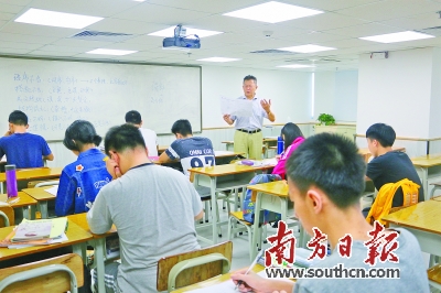 拼名校!高分复读生比例逐年增加