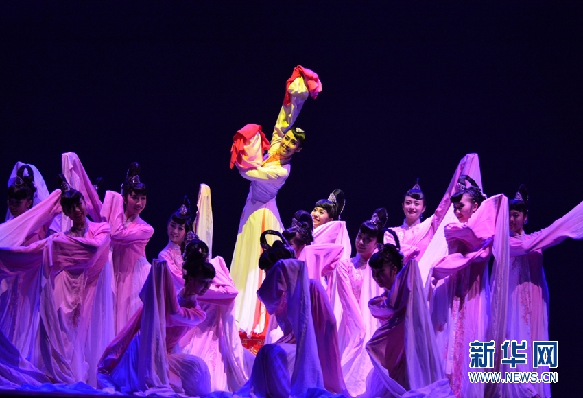 起舞岭之南--岭南精品舞蹈专场《跃动的大地》