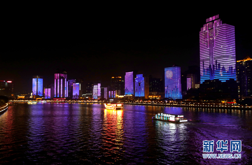 延时摄影:炫美珠江夜景 一江两岸美如画