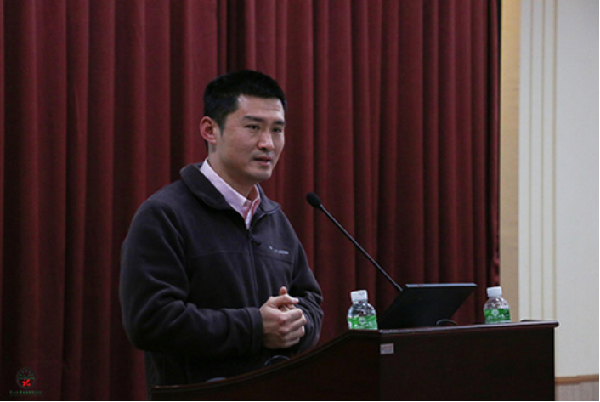 洪翰莅临中大新华开讲 拍卖模型与赢者诅咒在