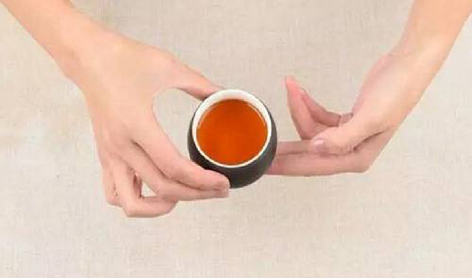 科普|握手、奉茶皆学问 商务礼仪知多少