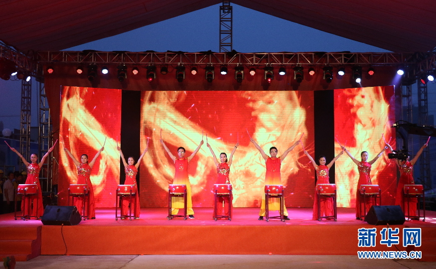 中建四局一公司举办五一慰问劳动者特别节目