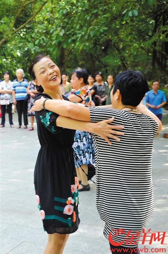 深圳退休人员基本养老金涨啦! 每月人均增167