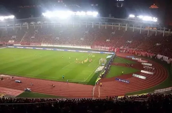 广州天河足球场收费吗,广州天河足球场收费吗现在