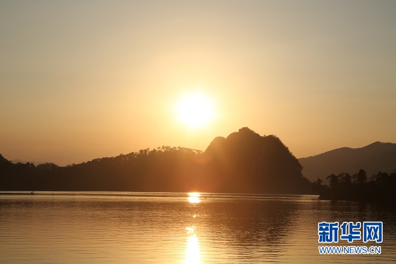 广东肇庆举办 2018年七星岩观佛节观礼仪式 -