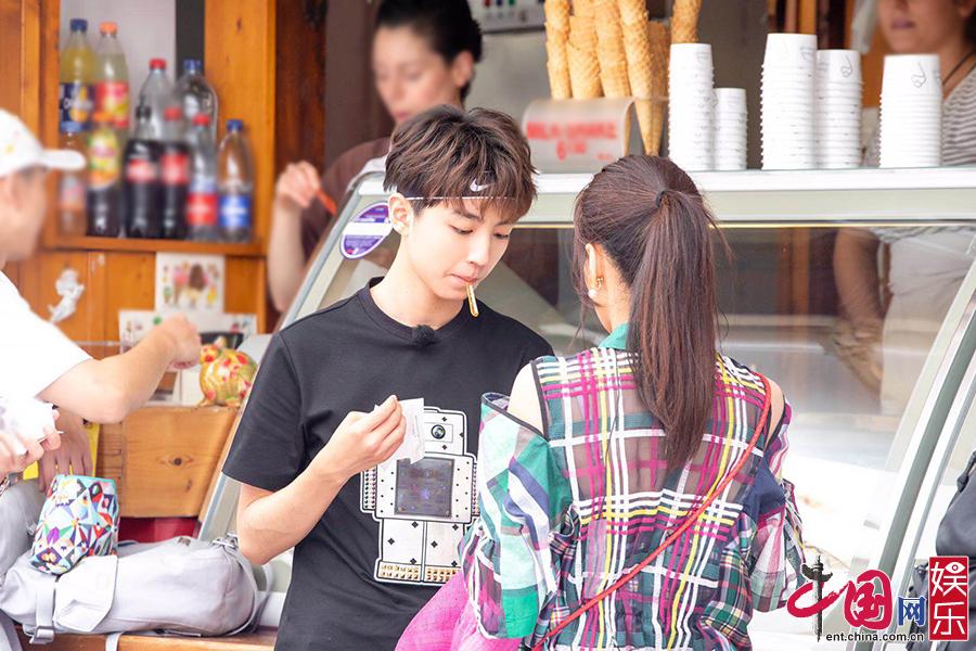 《中餐厅2》揭密 天才小厨神王俊凯的背后秘