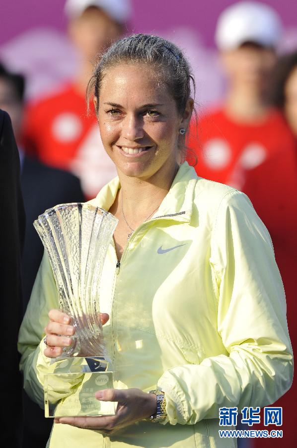 WTA深圳公开赛:扎科帕洛娃获亚军