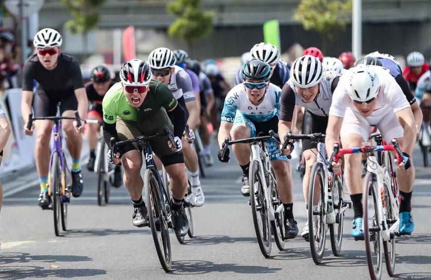 推动文体经济双向繁荣