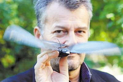 生活与科技:智能手机操控的仿声鸟