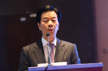 中以机器人研究院理事长欧阳泉做精彩演讲