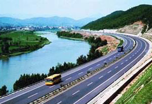 广州教师赴山区支教接力传递爱的种子