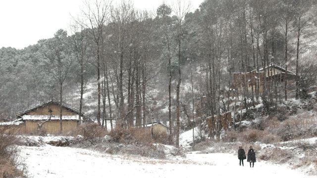 大凉山扶贫日记:风雪中的等待