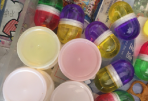 水晶泥危险玩具席卷校园?顺德清查15家单位