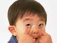 小孩愛聳鼻歪嘴做&ldquo;鬼臉&rdquo; 原來是頸椎惹禍