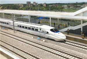 15日下午起江湛铁路部分停运列车恢复开行