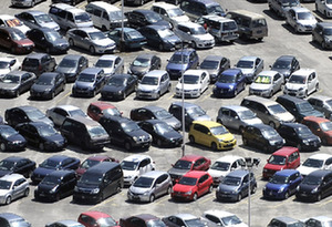 图说:台风来了 车辆停在哪里最安全