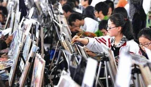 广东公布2019年普通高校艺术类、体育类专业