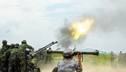 全省防空兵实弹演习新型导弹亮相10发全部命中