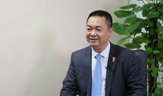 书记杜志坚介绍,众诚保险实现科技抗疫,运用区块链全新技术打造互助