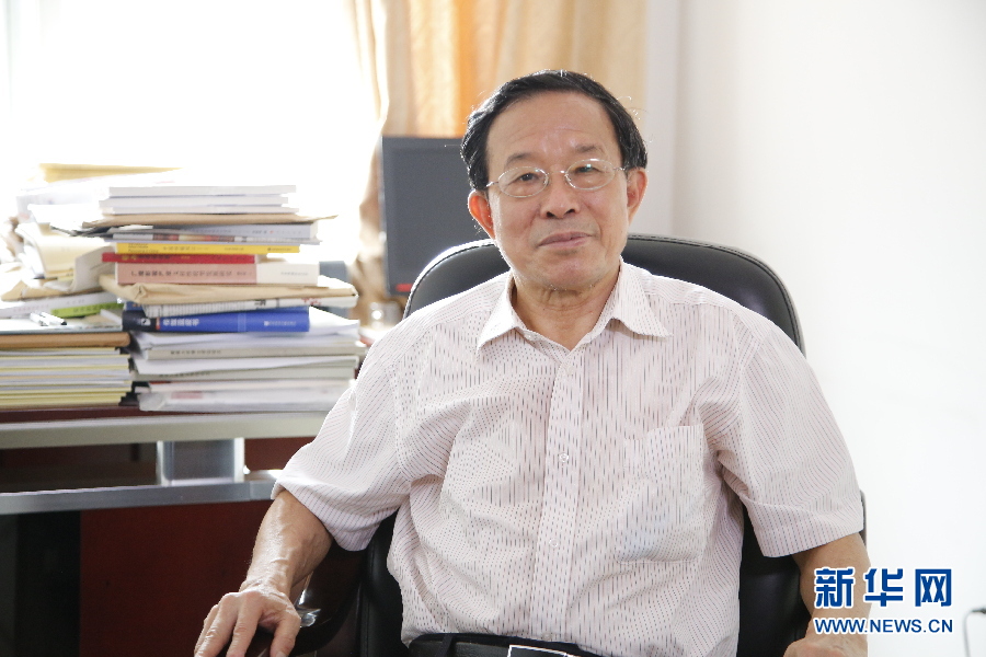 一抹亮色繪《新港》